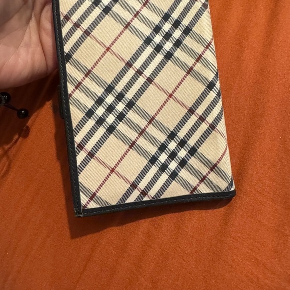 Burberry Plaid Checkered Agenda - Picture 2 of 7
